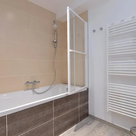 Apartman Les Du Cygne *