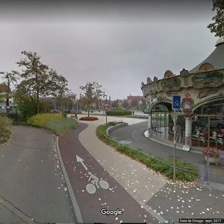 Les Du Cygne アパート